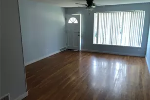 7316 Sharp Ave, Saint Louis, MO 63116 - Photo 5