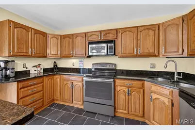 8 Rockwood Forest View, Wildwood, MO 63025 - Photo 7