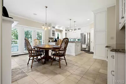 15920 Picardy Crest Court, Chesterfield, MO 63017 - Photo 5