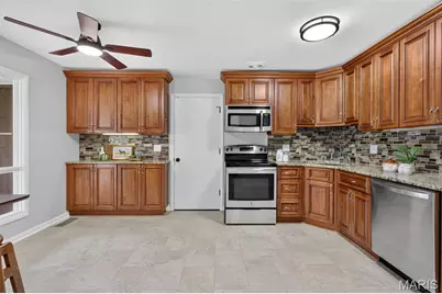 7323 Cartwheel Lane, Hazelwood, MO 63042 - Photo 3