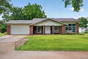 7323 Cartwheel Ln, Hazelwood, MO 63042 - Photo 1