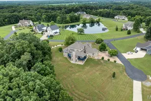 1 Cedar Lake Ct, Troy, MO 63379 - Photo 3