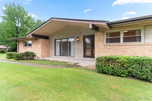 10215 Dovercrest Dr, Unincorporated, MO 63128 - Photo 49