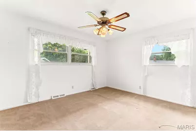 10215 Dovercrest Drive, Unincorporated, MO 63128 - Photo 23