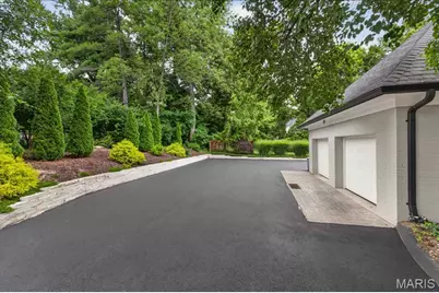 18 S McKnight Road, Saint Louis, MO 63124 - Photo 71