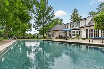 18 S McKnight Road, Saint Louis, MO 63124 - Photo 57