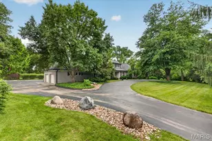 18 S McKnight Rd, Saint Louis, MO 63124 - Photo 69