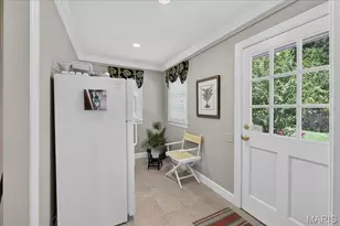 18 S McKnight Rd, Saint Louis, MO 63124 - Photo 23