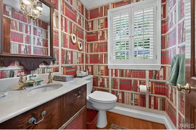 18 S McKnight Road, Saint Louis, MO 63124 - Photo 29