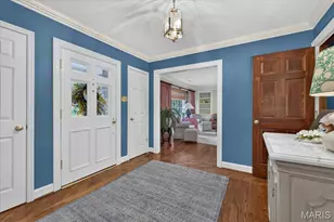 18 S McKnight Rd, Saint Louis, MO 63124 - Photo 9
