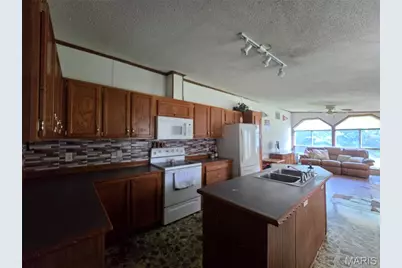 9472 Walnut Lane, Bonne Terre, MO 63628 - Photo 3