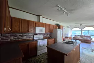 9472 Walnut Ln, Bonne Terre, MO 63628 - Photo 3