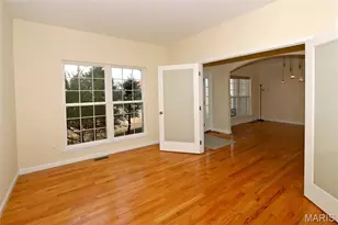 2352 The Courts Dr, Chesterfield, MO 63017 - Photo 7