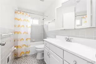 767 Wenneker Dr, Saint Louis, MO 63124 - Photo 19