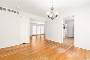 767 Wenneker Dr, Saint Louis, MO 63124 - Photo 15