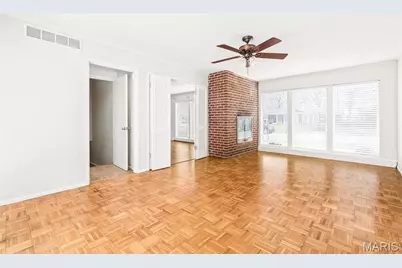 767 Wenneker Drive, Saint Louis, MO 63124 - Photo 9