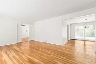 767 Wenneker Dr, Saint Louis, MO 63124 - Photo 5