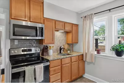 6235 Dexter Drive, Saint Louis, MO 63123 - Photo 11