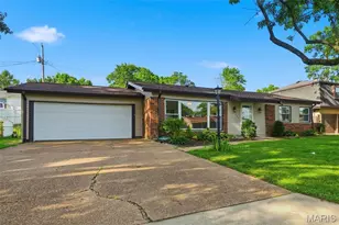 724 Caspian Ln, Saint Louis, MO 63125 - Photo 23
