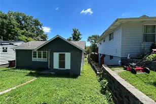 3214 W Milton Ave, Breckenridge Hills, MO 63114 - Photo 3