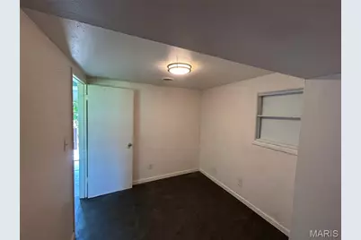 3214 W Milton Avenue, Breckenridge Hills, MO 63114 - Photo 7