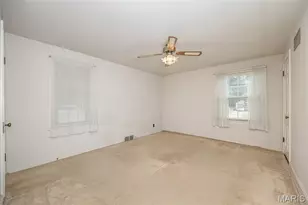148 Thoroughman Ave, Saint Louis, MO 63135 - Photo 17