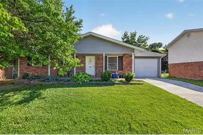 2380 Wharton Court, Florissant, MO 63031 - Photo 3