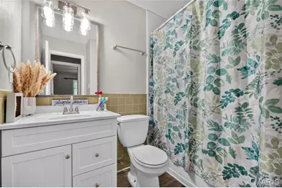 2380 Wharton Court, Florissant, MO 63031 - Photo 23