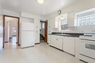 5665 Oleatha Ave, Saint Louis, MO 63139 - Photo 11