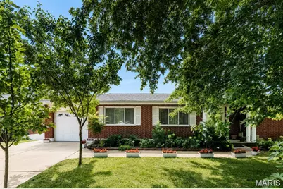 9904 Markhall Lane, Saint Louis, MO 63123 - Photo 3