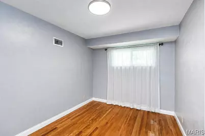 9904 Markhall Lane, Saint Louis, MO 63123 - Photo 27
