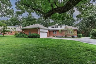 46 Grantwood Ln, Grantwood Village, MO 63123 - Photo 43