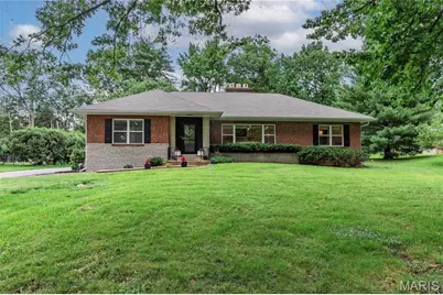 46 Grantwood Lane, Grantwood Village, MO 63123 - Photo 1