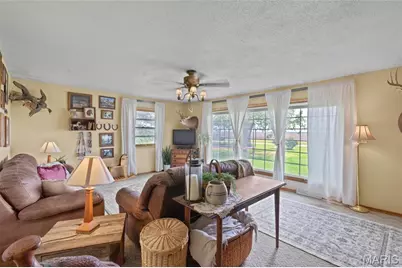 38753 Audrain Road 564, Vandalia, MO 63382 - Photo 9