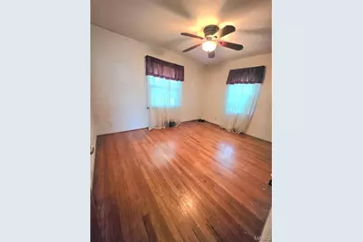 1200 Ensley Drive, Bellefontaine Neighbors, MO 63137 - Photo 9