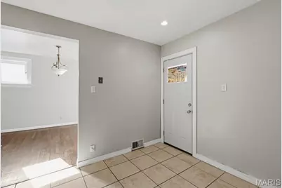 4707 Ray Avenue, Saint Louis, MO 63116 - Photo 11