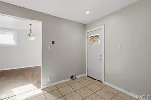 4707 Ray Ave, Saint Louis, MO 63116 - Photo 11