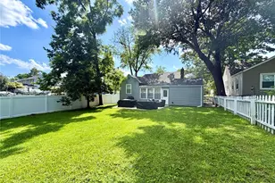 634 Simmons Ave, Kirkwood, MO 63122 - Photo 5