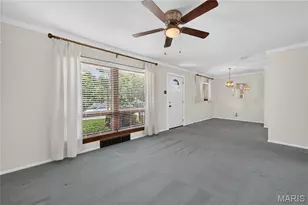 11119 Flori Dr, Saint Louis, MO 63123 - Photo 3