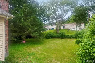 1818 Prior Dr, Saint Louis, MO 63136 - Photo 7