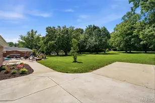 9831 Sunset Greens Dr, Sunset Hills, MO 63127 - Photo 57