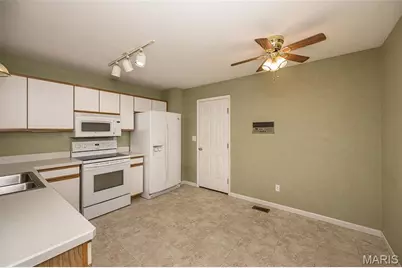 308 Kehrs Mill Bend Court, Ballwin, MO 63011 - Photo 13