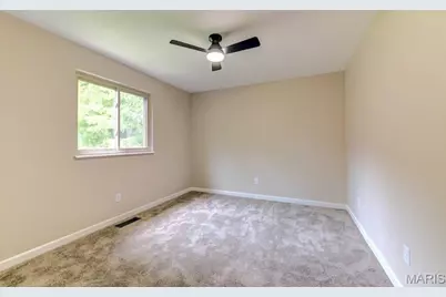 471 Maymont Drive, Ballwin, MO 63011 - Photo 31