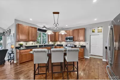 9031 Spy Glass Place Drive, O'Fallon, MO 63368 - Photo 3
