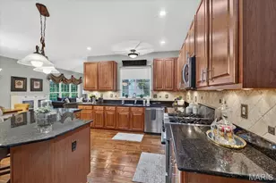 9031 Spy Glass Pl Dr, O'Fallon, MO 63368 - Photo 7