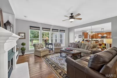 9031 Spy Glass Place Drive, O'Fallon, MO 63368 - Photo 13