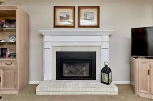 5173 Kings Park Dr, Saint Louis, MO 63129 - Photo 15