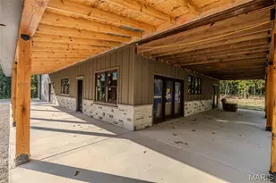 25195 McBride Ln, Lebanon, MO 65536 - Photo 5