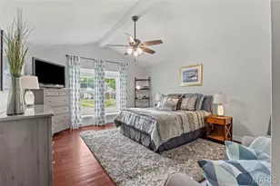 484 St Thomas Isle Ln, Wildwood, MO 63040 - Photo 5