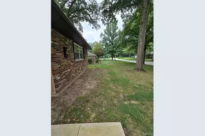1040 Bridgeport Drive, Ellisville, MO 63011 - Photo 3